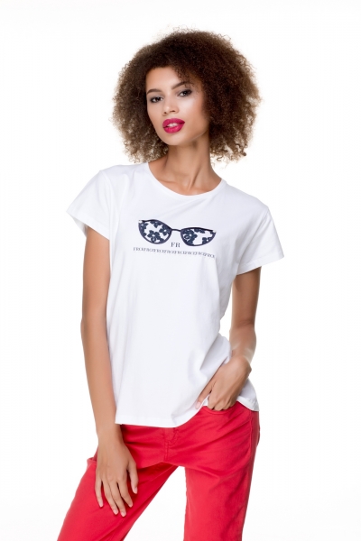 T-shirt white color with a glasses - Фото