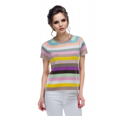 Sweater with colored stripes