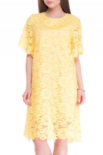 Платье прямого кроя кружевное желтого цвета - Фото