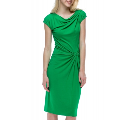 Платье с драпировкой зеленого цвета