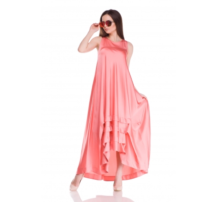 Платье с защипами персикового цвета